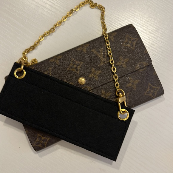 AUTH Louis Vuitton LV Sarah Wallet on a Chain WOC Wristlet - Picture 3 of 10